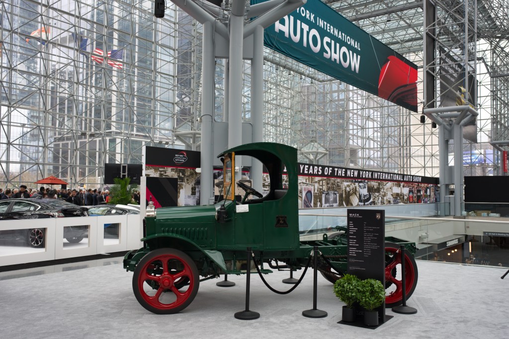 Chrome & Carbon: My Lens on 125 Years of Innovation at the New York International Auto Show&nbsp;2025