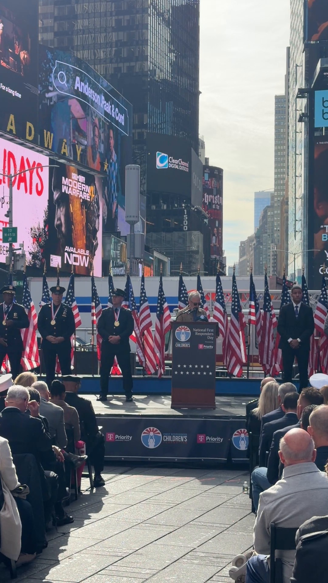‘Spread Gratitude’: Jon Stewart Hosts National First Responders Day Roll Call of Heroes in Times Square